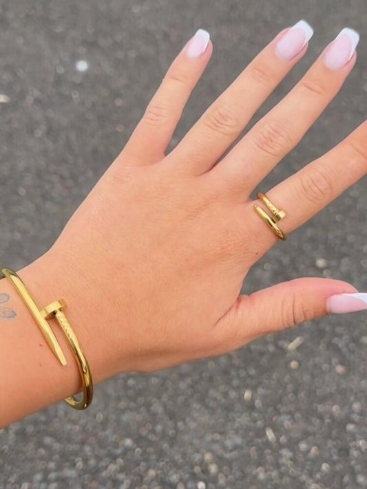 Nail Set of 2
