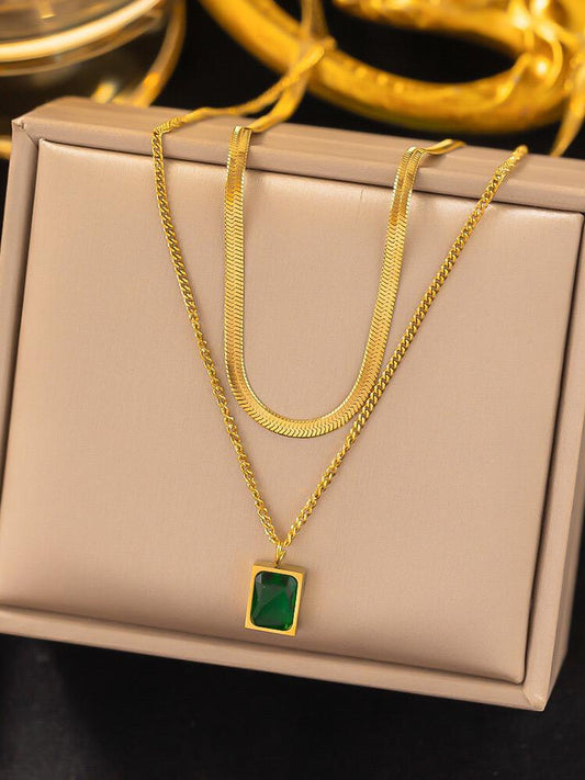 Zümra Seti – Dual Layered Emerald Pendant Necklace