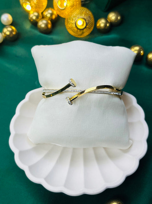 Empire's Halo Bracelet