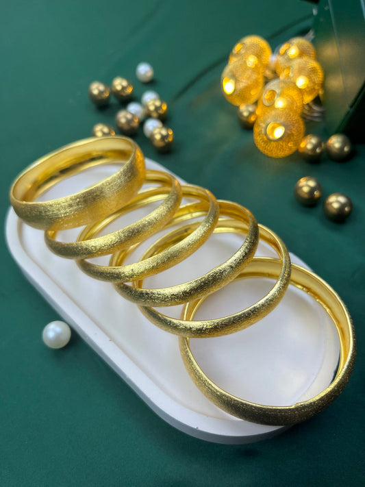 Luxora Royal Bangle Set