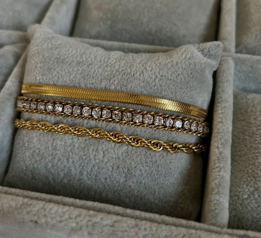 Altın Üçlü Bracelet