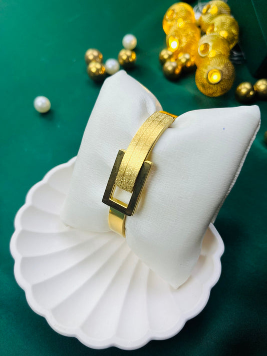 Celestial Monarch Bracelet